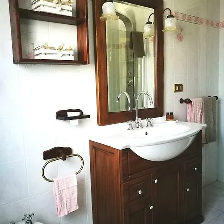 Domus Gialla
